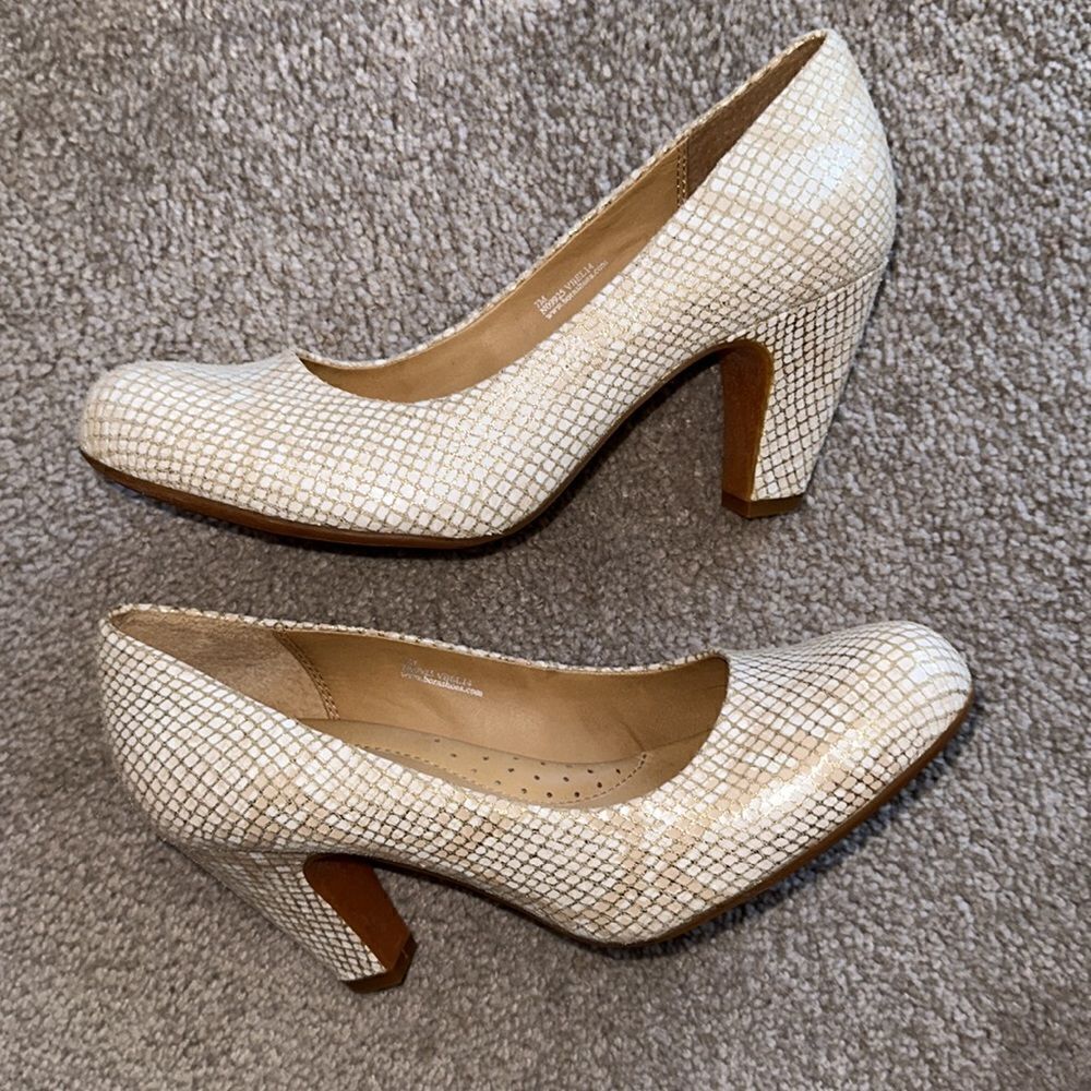 Crown by Born Snakeskin Block Heel Shoes! - Picture 7 of 7